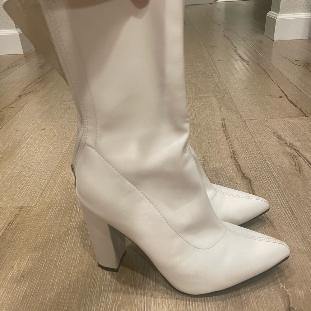 Nasty gal white gogo boots, euro size 7. Like size 8.5!
